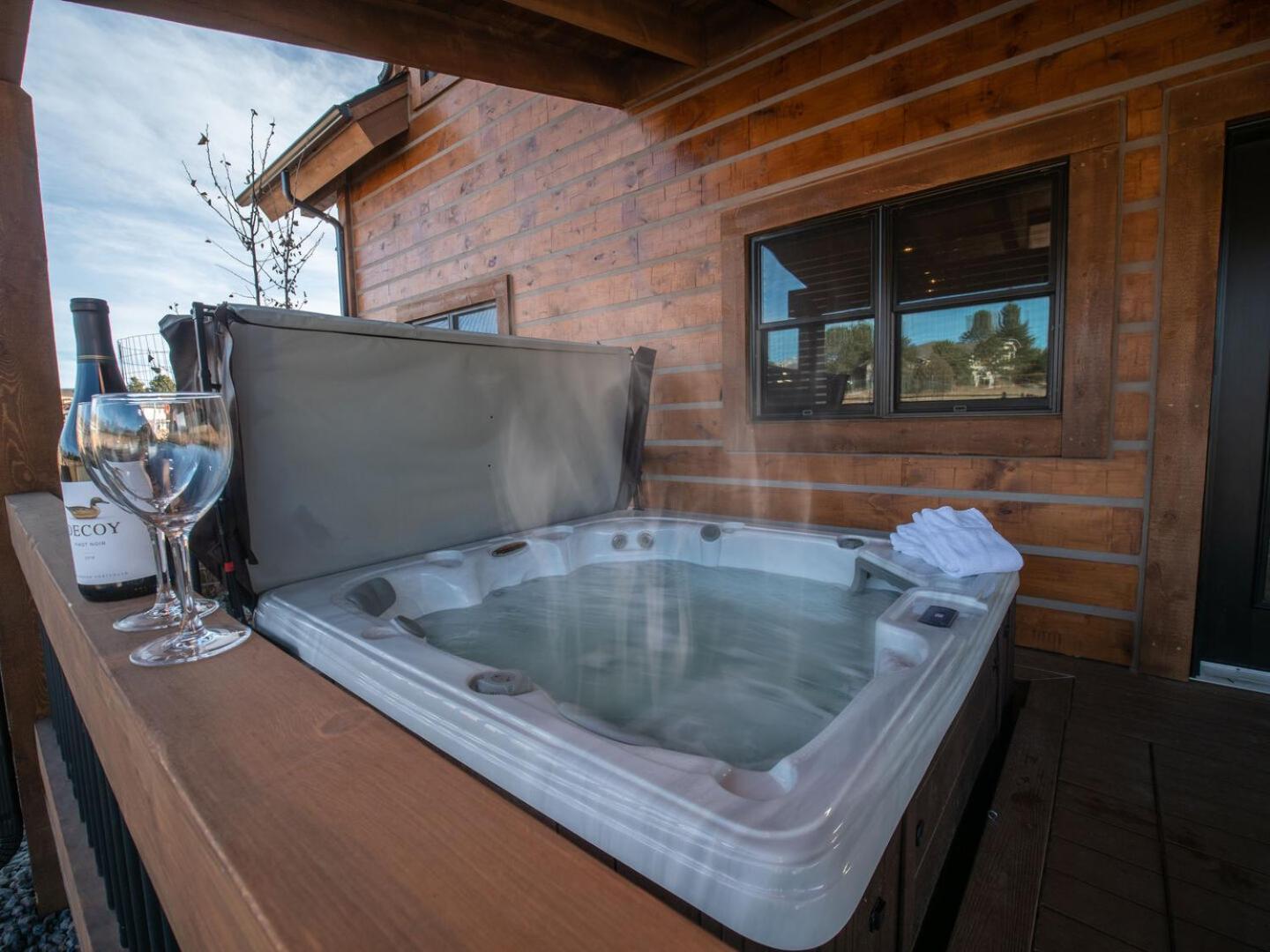 Chic Retreat Indoor Outdoor Fireplace, Private Jacuzzi, Great Location! Estes Park Pokój zdjęcie